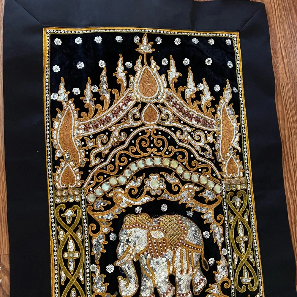 Black and Gold Elephant Tapestry Wall Decor